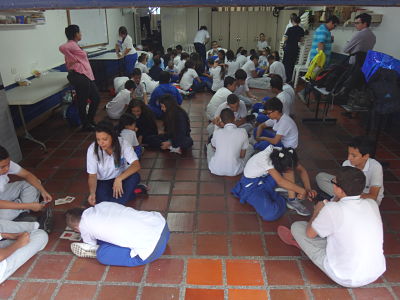 Visita del Colegio San Ignacio a Aula Abierta