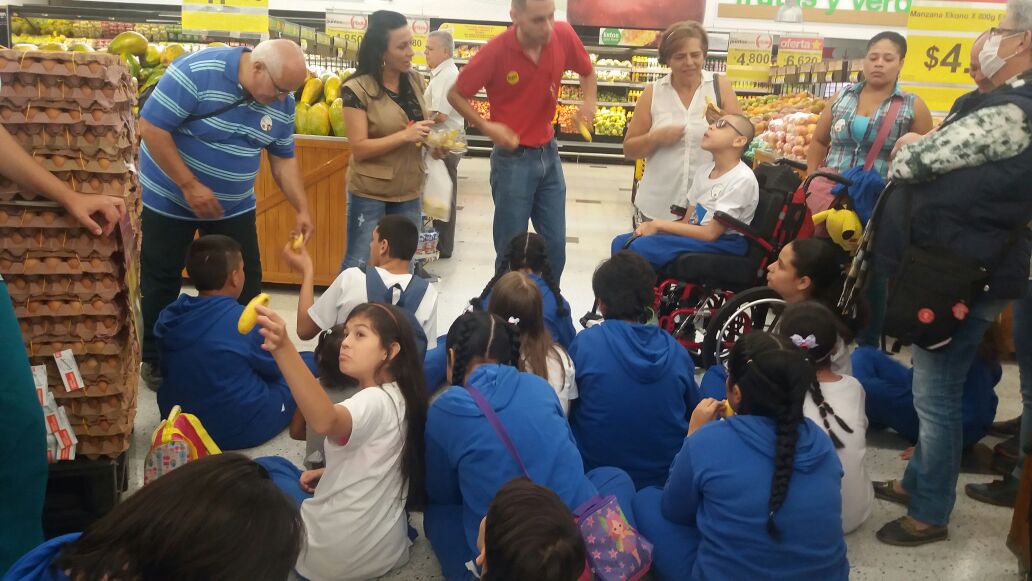 Exploradores Éxito y Aula Abierta